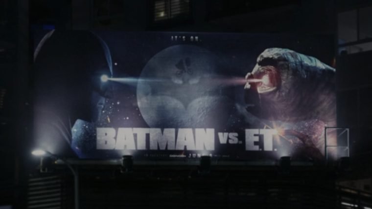 Batman e E.T. Extraterrestre em Tico e Teco Defensores da Lei
