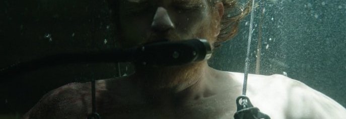 Obi-Wan Kenobi em tanque de bacta